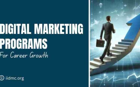 The Role of Digital Marketing Programs in Career Development